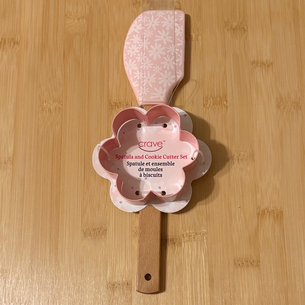 Crave Pink Floral Spatula and Cookie Cutter Set